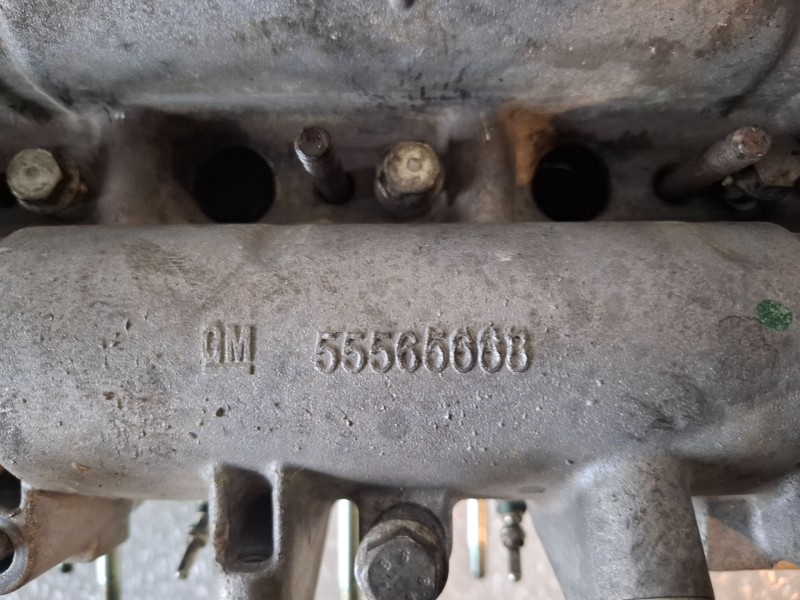 Recambio de culata para opel astra j berlina 5p a20dth referencia OEM IAM 55571949  