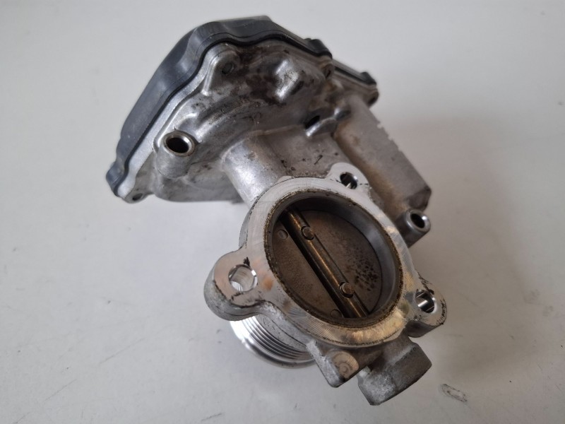Recambio de valvula egr para audi a3 sportback (8vf) cxx referencia OEM IAM 04L131501M  