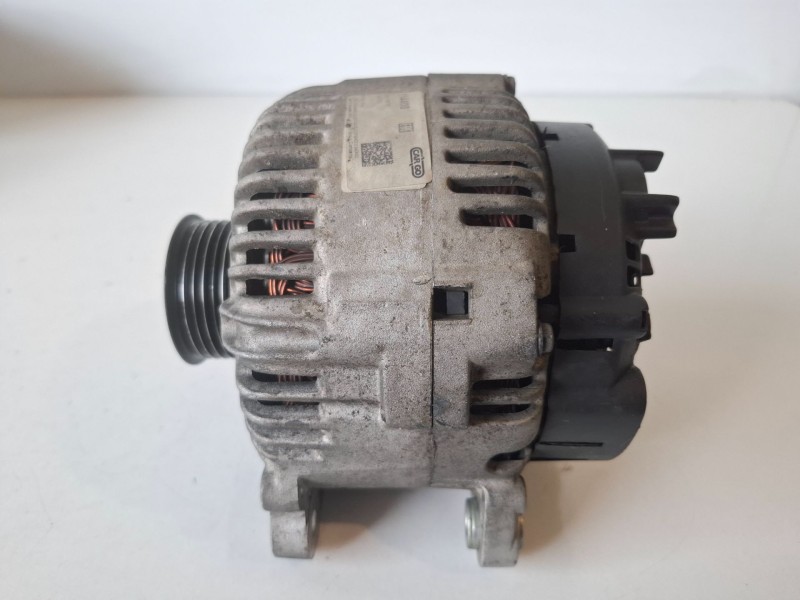 Recambio de alternador para audi q7 (4l) bug referencia OEM IAM 114408  