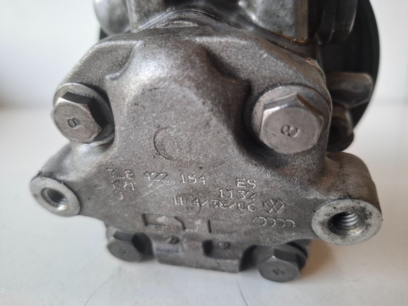 Recambio de bomba direccion para audi q7 (4l) bug referencia OEM IAM 7L8422154  