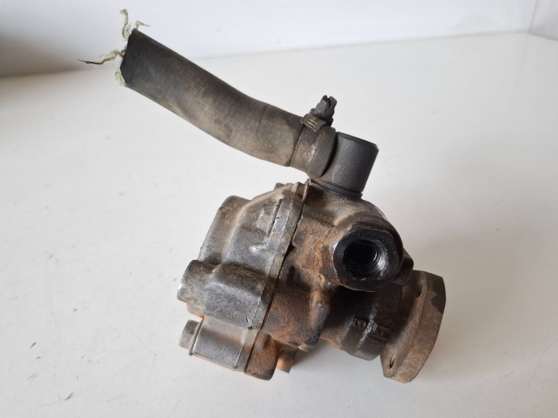 Recambio de bomba direccion para seat toledo (1l) 1z referencia OEM IAM 1H0422155C  