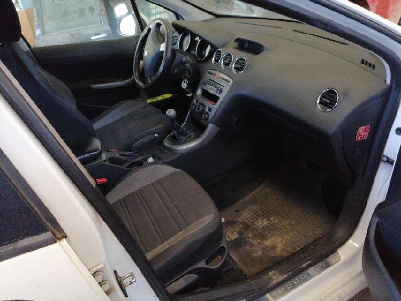 peugeot 308 del año 2011