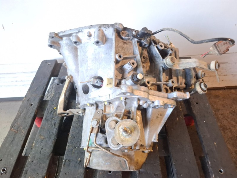 Recambio de caja cambios para peugeot partner (s2) wjy referencia OEM IAM 20DL12  