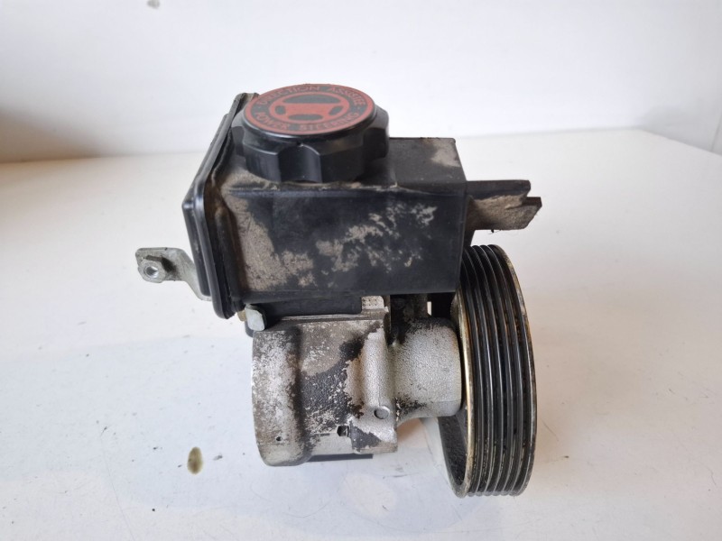Recambio de bomba direccion para peugeot partner (s2) wjy referencia OEM IAM 26096973QX  