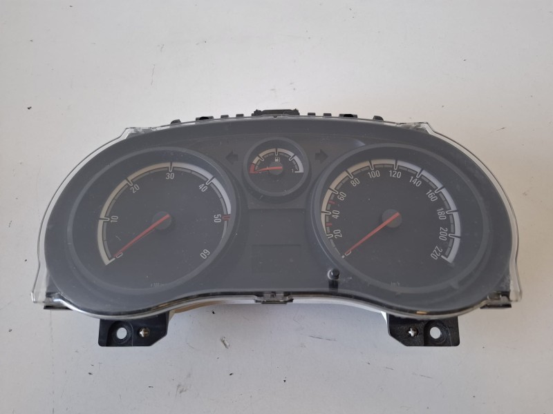 Recambio de cuadro instrumentos para opel corsa d z13dtj referencia OEM IAM P0013312037  