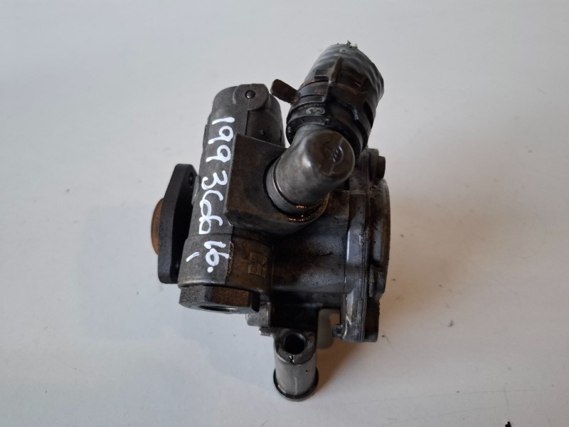 Recambio de bomba direccion para mercedes-benz clase c (bm 203) familiar 612962 referencia OEM IAM 0024669301  