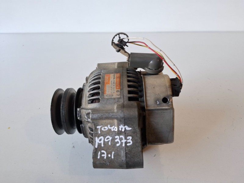 Recambio de alternador para toyota land cruiser (j9) 1kzte referencia OEM IAM 2706067070  