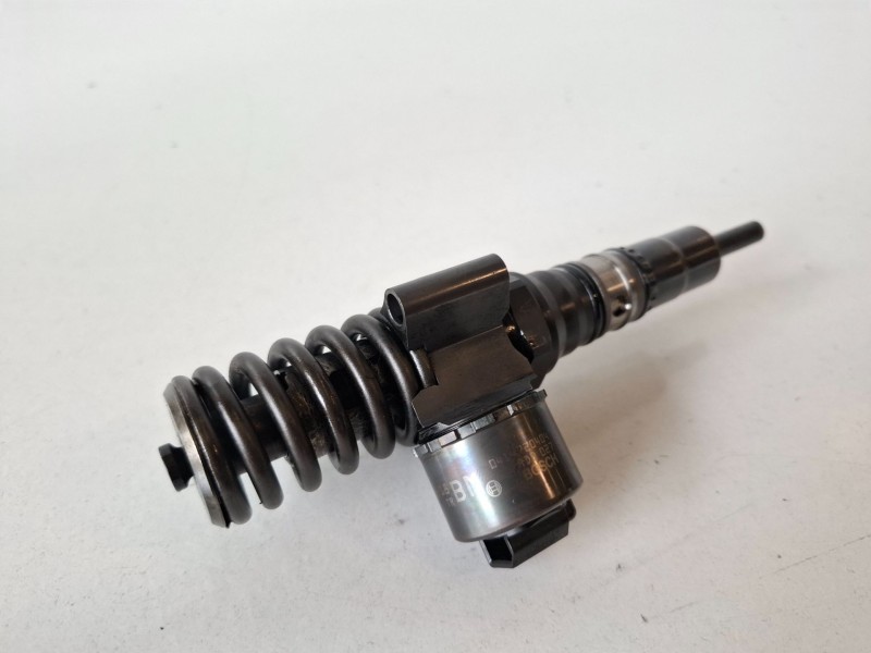 Recambio de inyector para audi a4 avant (8e) bre referencia OEM IAM 03G130073G  