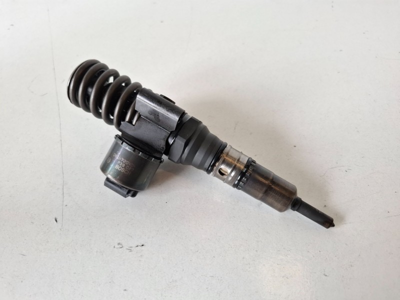 Recambio de inyector para audi a4 avant (8e) bre referencia OEM IAM 03G130073G  