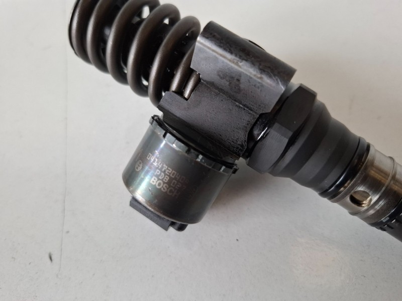 Recambio de inyector para audi a4 avant (8e) bre referencia OEM IAM 03G130073G  