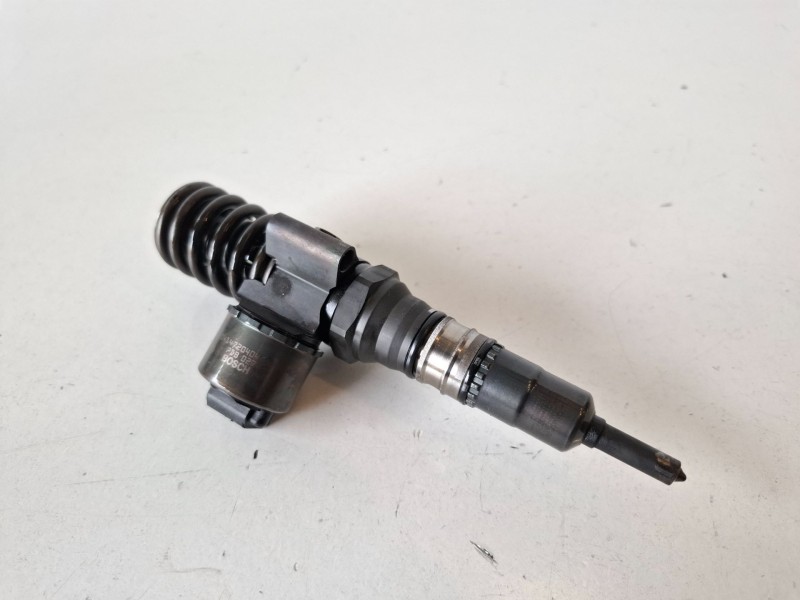 Recambio de inyector para audi a4 avant (8e) bre referencia OEM IAM 03G130073G  