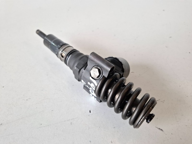Recambio de inyector para audi a4 avant (8e) bre referencia OEM IAM 03G130073G  