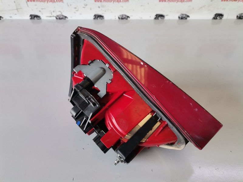 Recambio de piloto trasero izquierdo para audi a4 berlina (8k2) caga referencia OEM IAM 8K0945093  