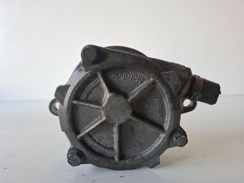 Recambio de depresor freno / bomba vacio para bmw serie 3 berlina (e46) 204d1 referencia OEM IAM 96110885  