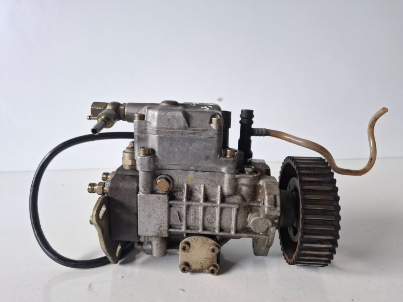 Recambio de bomba inyeccion para renault megane i classic (la0) f9q736 referencia OEM IAM 0460414988  