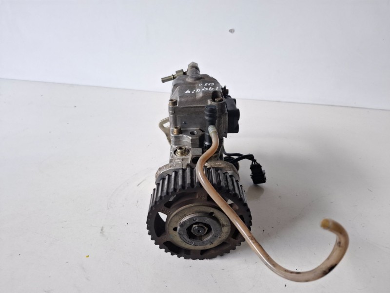 Recambio de bomba inyeccion para renault megane i classic (la0) f9q736 referencia OEM IAM 0460414988  