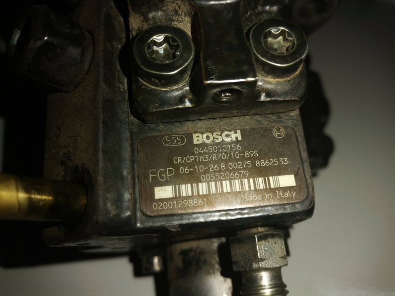 Recambio de bomba inyeccion para opel zafira b z19dt referencia OEM IAM 0445010156  