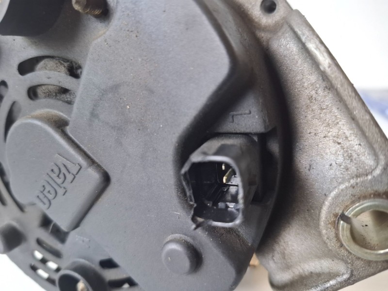Recambio de alternador para renault megane i classic (la0) f9q736 referencia OEM IAM 7700431943  