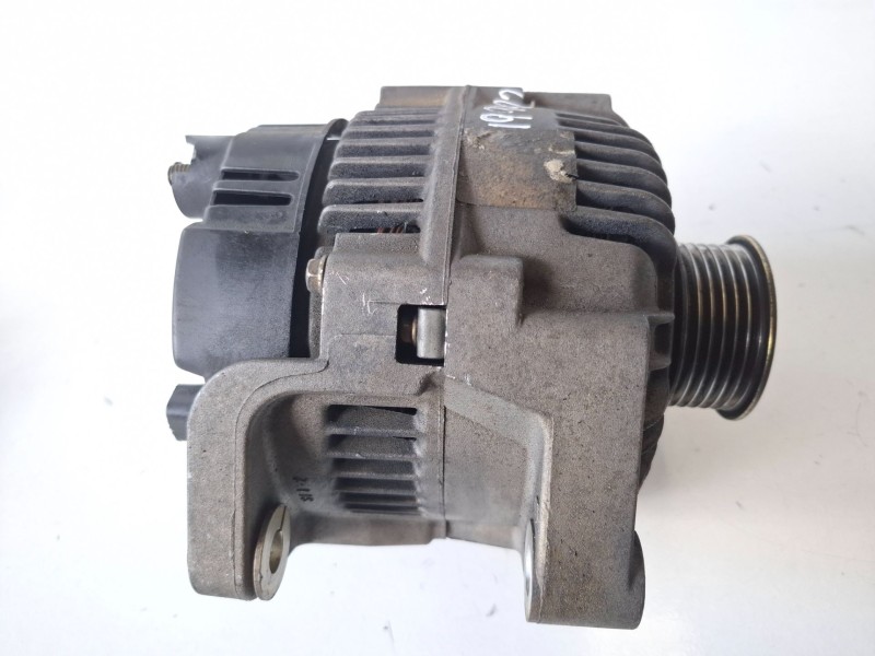 Recambio de alternador para renault megane i classic (la0) f9q736 referencia OEM IAM 7700431943  