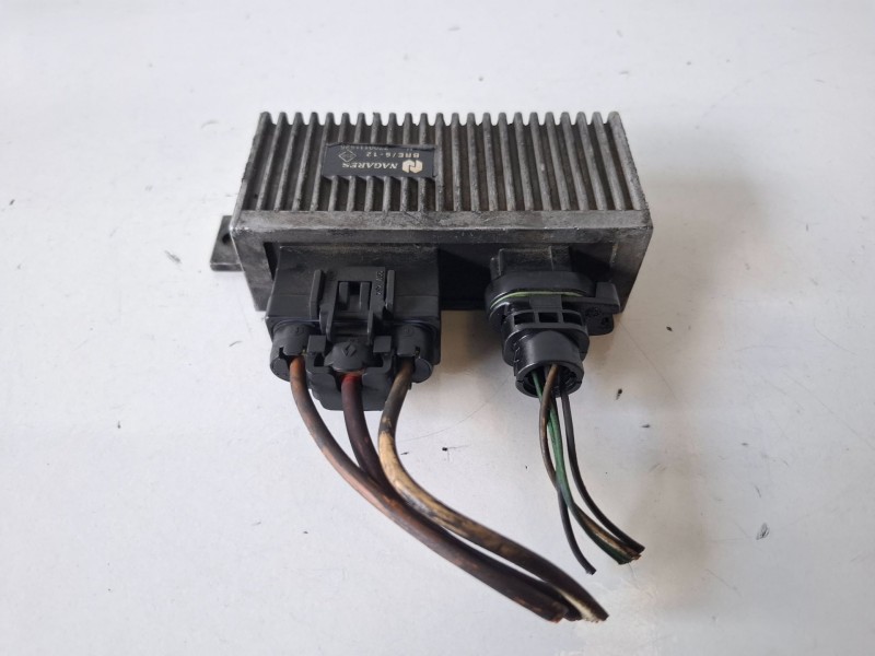Recambio de caja precalentamiento para renault megane i classic (la0) f9q736 referencia OEM IAM 7700111525  