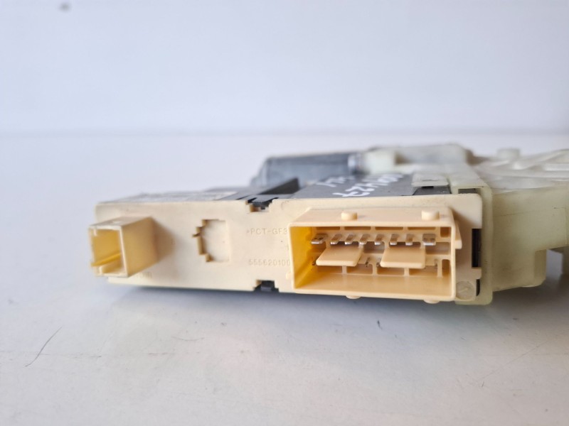 Recambio de motor elevalunas delantero izquierdo para citroen c4 berlina 9hx referencia OEM IAM 965493100  