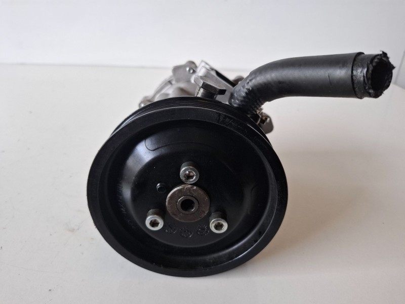 Recambio de bomba direccion para bmw serie 3 compacto (e46) n42b18a referencia OEM IAM   
