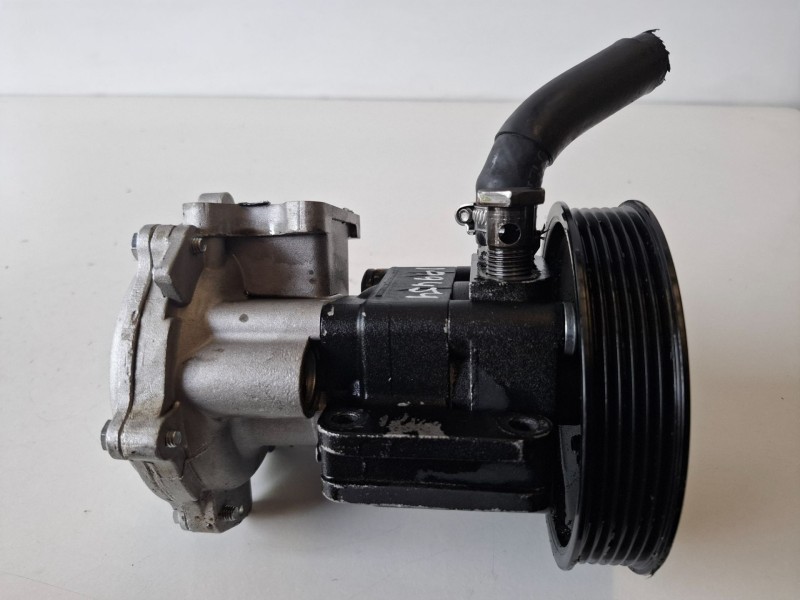 Recambio de bomba direccion para bmw serie 3 compacto (e46) n42b18a referencia OEM IAM   