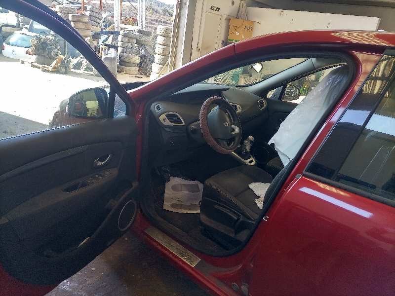 renault scenic iii (jz) del año 2010