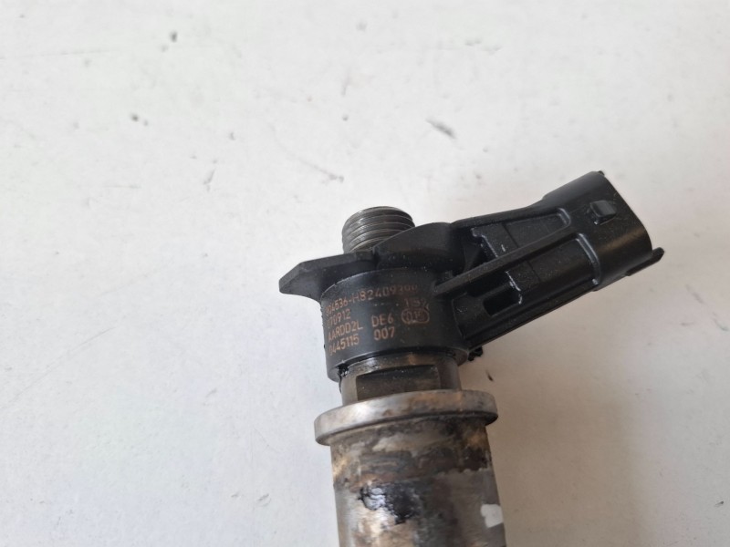 Recambio de inyector para renault espace iv (jk0) m9r740 referencia OEM IAM 0445115002  