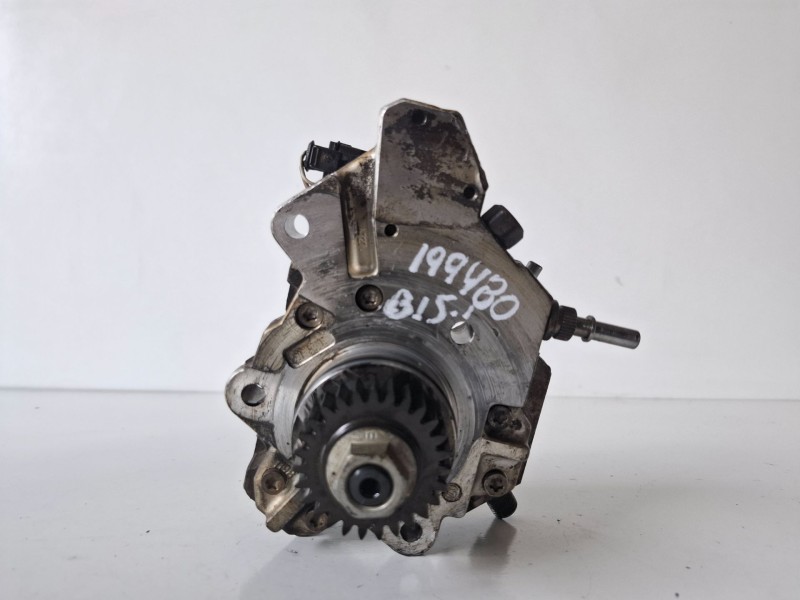 Recambio de bomba inyeccion para renault espace iv (jk0) m9r740 referencia OEM IAM 0445010099  