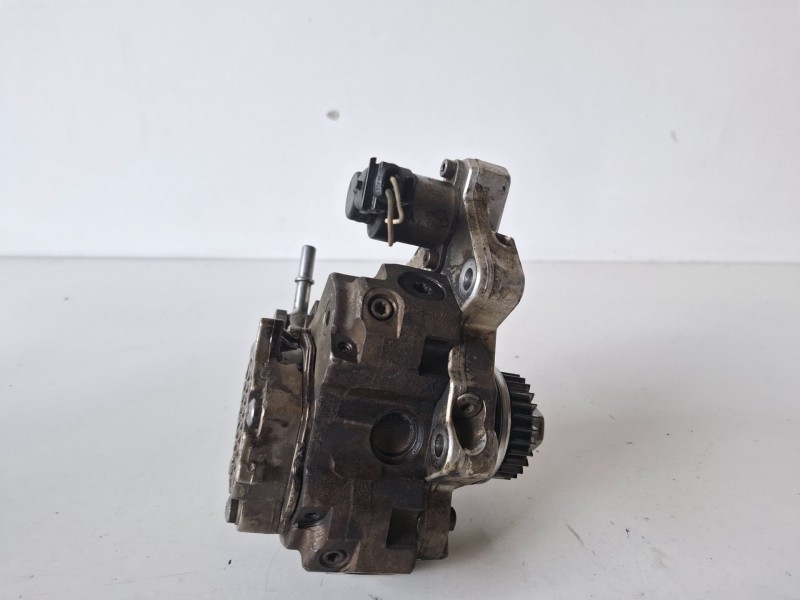 Recambio de bomba inyeccion para renault espace iv (jk0) m9r740 referencia OEM IAM 0445010099  