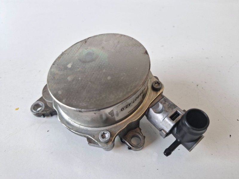 Recambio de depresor freno / bomba vacio para renault espace iv (jk0) m9r740 referencia OEM IAM 724807420  