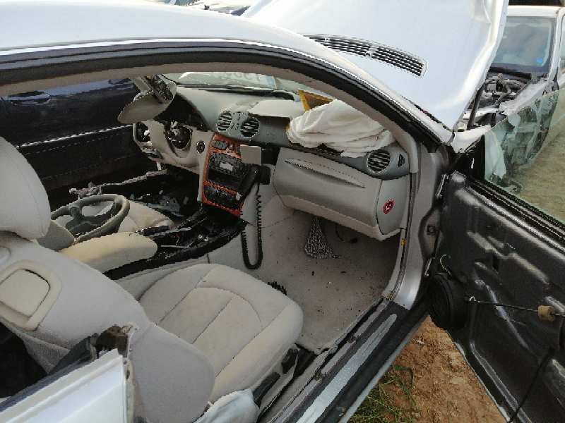 mercedes-benz clk (bm 209) coupe del año 2002
