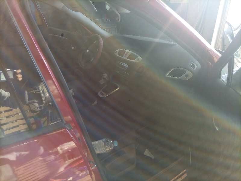 renault scenic iii (jz) del año 2010