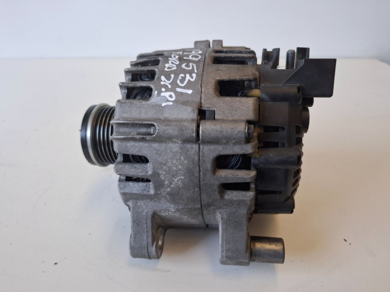 Recambio de alternador para ford mondeo berlina (ca2) txbb referencia OEM IAM   