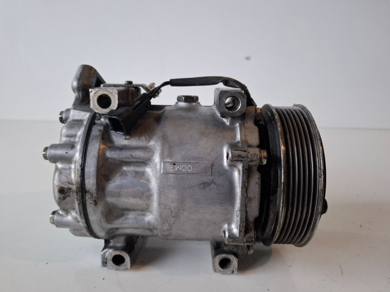 Recambio de compresor aire acondicionado para ford focus berlina (cap) hhda referencia OEM IAM 3M5H19D629SA  
