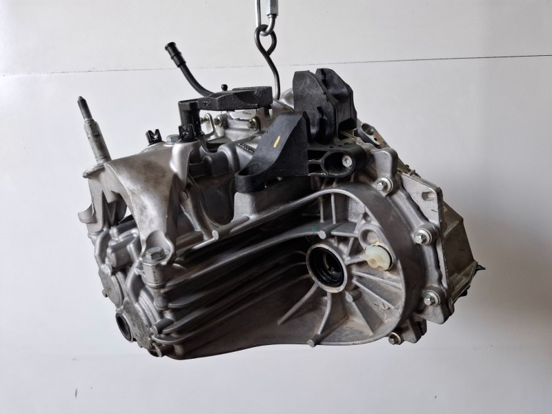 Recambio de caja cambios para dacia sandero iii h4df480 referencia OEM IAM JT4004  