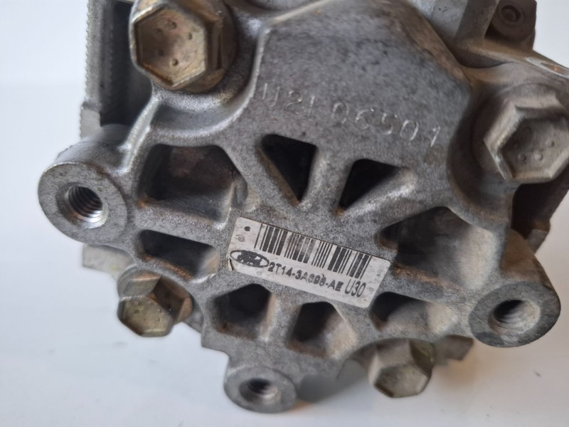 Recambio de bomba direccion para ford transit connect (tc7) hcpb referencia OEM IAM 2T143A696AE  