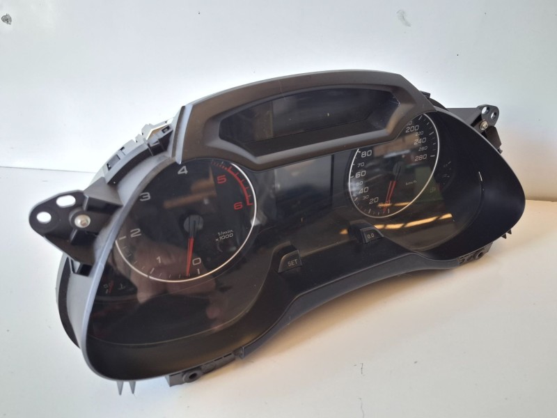 Recambio de cuadro instrumentos para audi a4 avant (8k5) caga referencia OEM IAM 8K0920900C  
