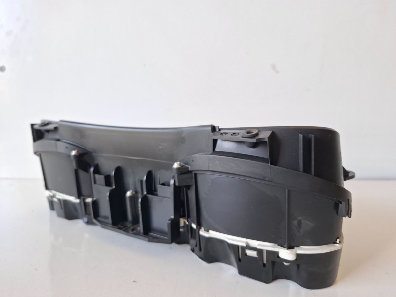 Recambio de cuadro instrumentos para audi a4 avant (8k5) caga referencia OEM IAM 8K0920900C  