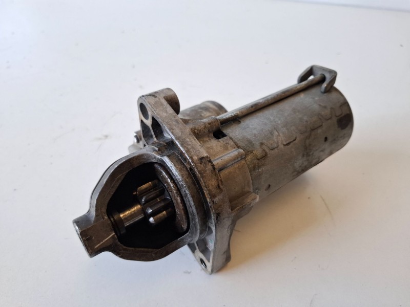 Recambio de motor arranque para suzuki swift berlina (rs/mz) z13dt referencia OEM IAM D6G33  