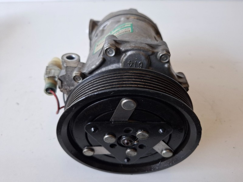 Recambio de compresor aire acondicionado para mg rover rover 25 (rf) 20t2n referencia OEM IAM 1220F  
