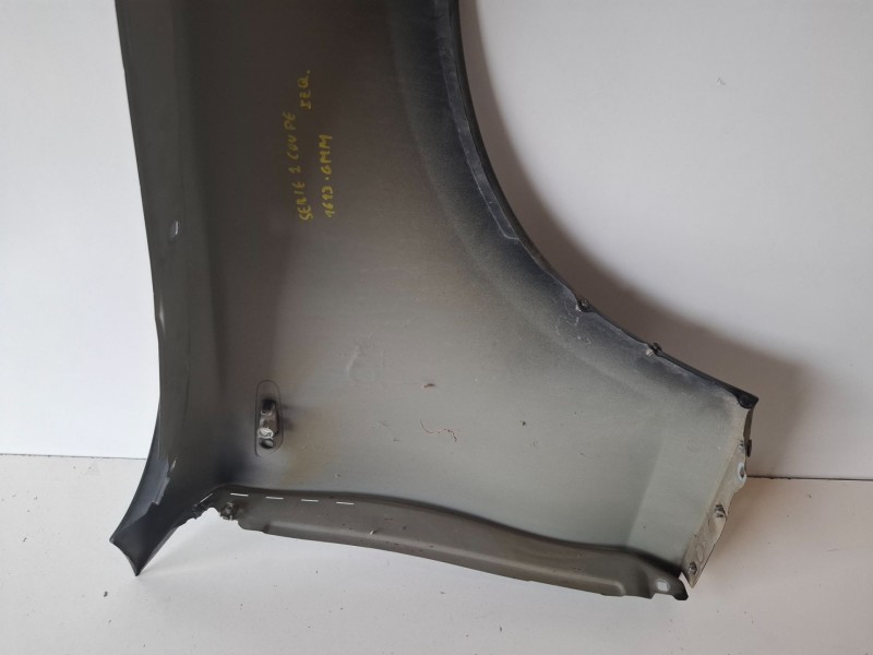 Recambio de aleta delantera izquierda para bmw serie 1 coupe (e82) n47d20c referencia OEM IAM   