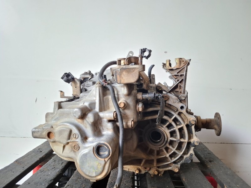 Recambio de caja cambios para nissan x-trail (t30) yd22 referencia OEM IAM   