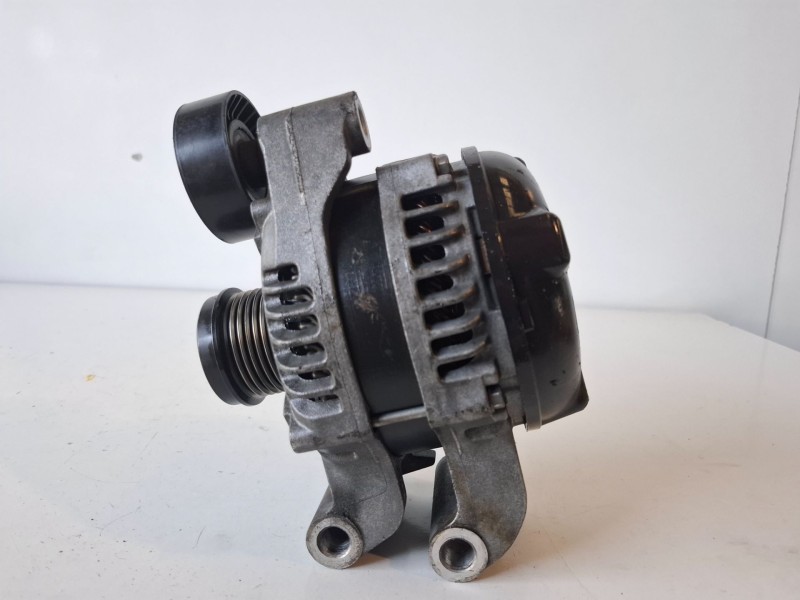 Recambio de alternador para ford mondeo sportbreak (cng) unce referencia OEM IAM DS7T10300DB  