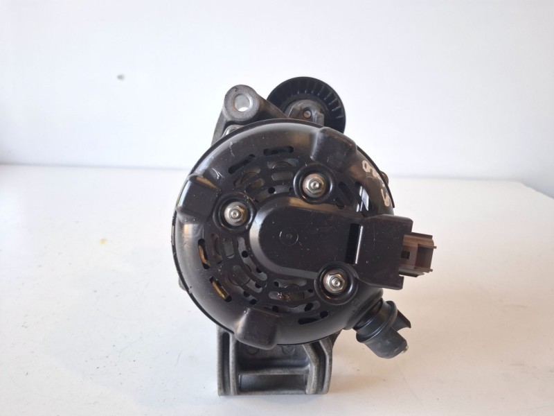 Recambio de alternador para ford mondeo sportbreak (cng) unce referencia OEM IAM DS7T10300DB  