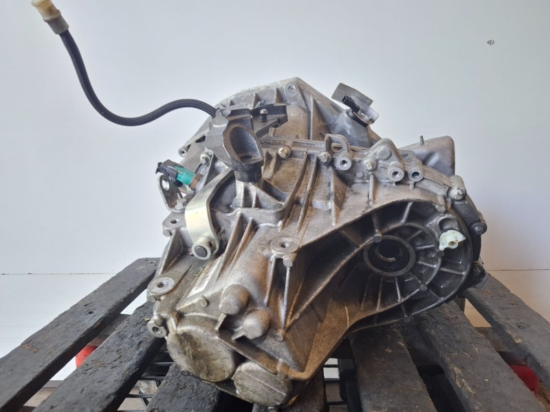 Recambio de caja cambios para renault scenic iii (jz) k9k636 referencia OEM IAM TL4A054  