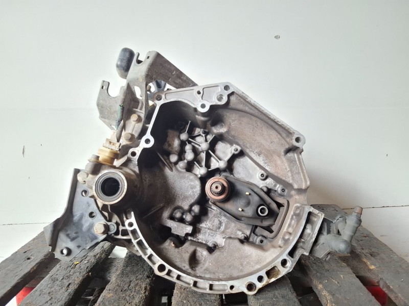 Recambio de caja cambios para citroen c2 hfx referencia OEM IAM 20CP20  