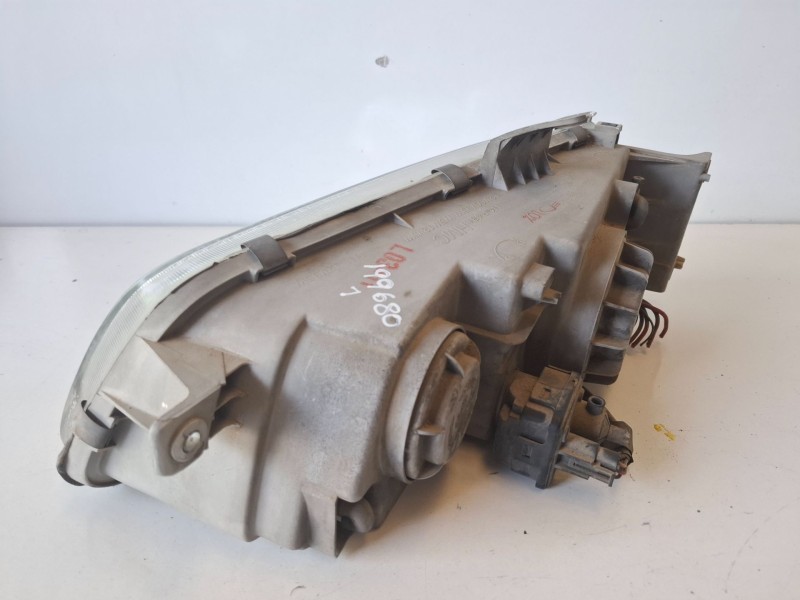 Recambio de faro derecho para hyundai h-1 () d4bf referencia OEM IAM   