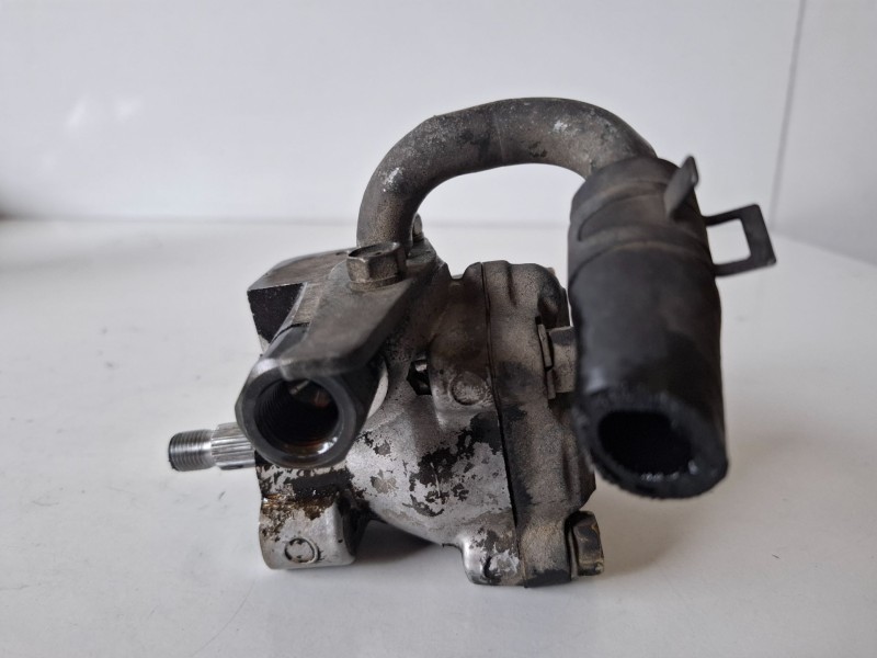 Recambio de bomba direccion para hyundai h-1 () d4bf referencia OEM IAM   